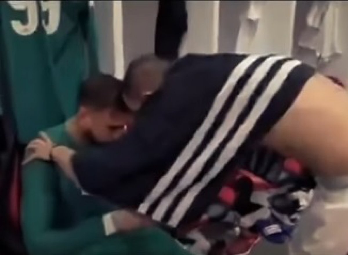 DONNARUMMA SE SLOMIO Navijači ga vrijeđali, on se rasplakao