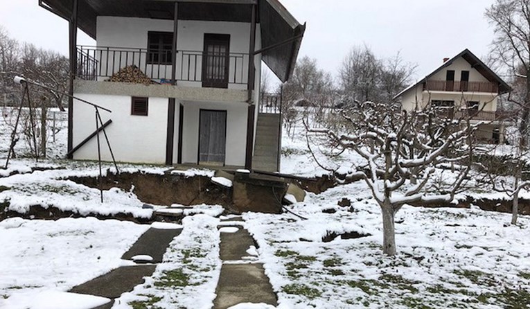 Aktiviralo se klizište iznad Slavonskog Broda, ugrožene kuće