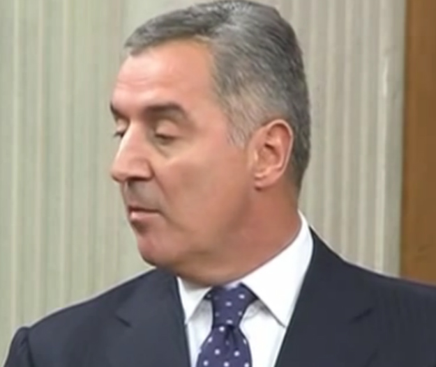 Milo Đukanović najavio provjeru povjerenja vladi