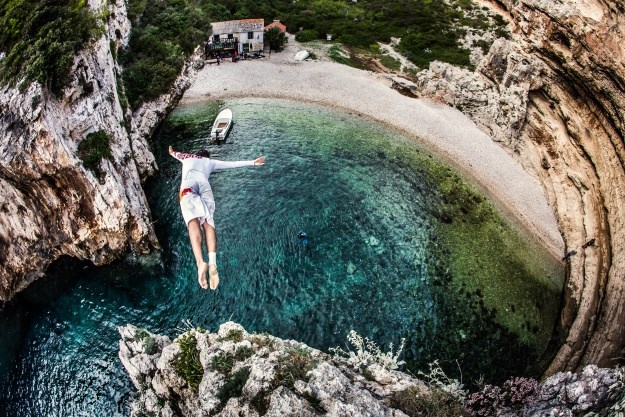 Očima neustrašivosti kroz hrvatske ljepote: Orlando Duque skočio u Modru špilju