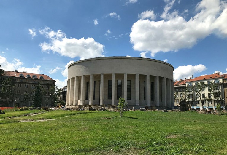 VIDEO Pogledajte kako danas izgleda zagrebački Trg žrtava fašizma, nema više ničega