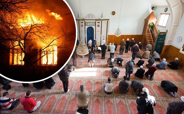 Zapaljena muslimanska dvorana za molitvu na Korzici