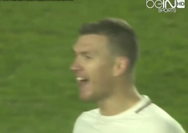 VIDEO Džeko izvrijeđao suca zbog jedanaesterca