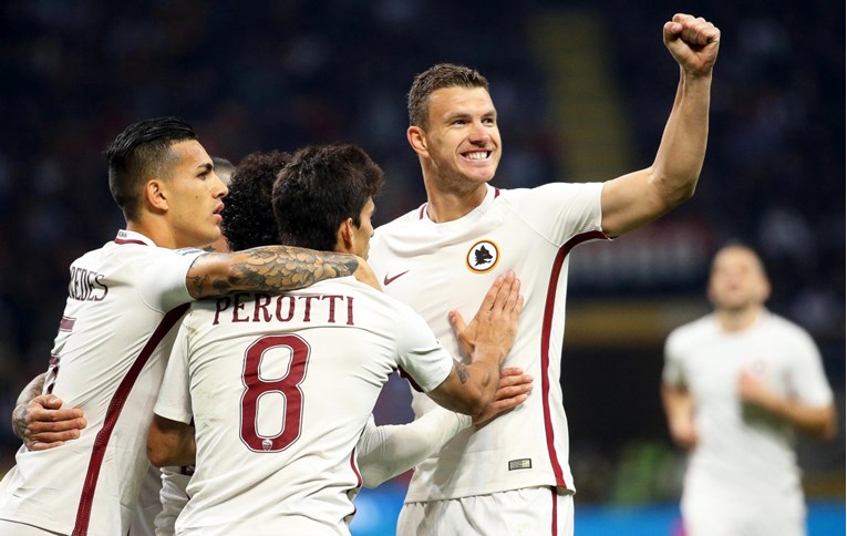 LUDI DERBI NA SAN SIRU Rekordni Džeko uništio Milan, Pašalić zabio utješni gol