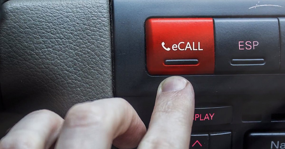 ECALL POSTAO OBAVEZAN Svi novi auti u slučaju nezgode zovu 112