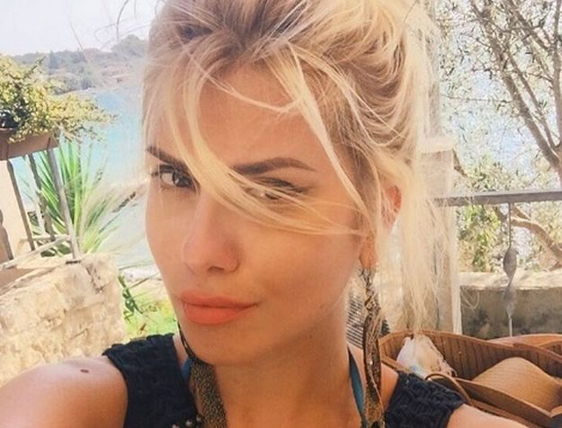 FOTO "Vjetar u kosi, sol na usnama": Seksi Ecija Ivušić pokazala tijelo u minijaturnom badiću