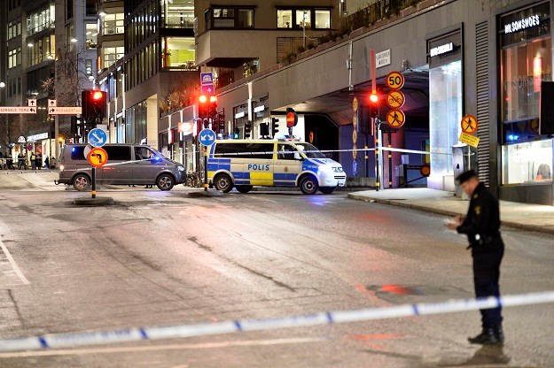 VIDEO Prije točno godinu dana kamion se zabio u pješake u središtu Stockholma