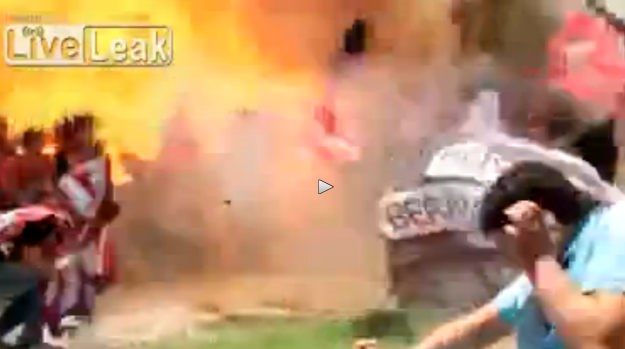 Uznemirujući video: Raznio se ISIS-ovac, snimljen trenutak eksplozije koja je ubila desetke ljudi