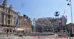 Na zagrebačkom Trgu osvanula nova instalacija (a nije šator)