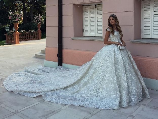 VIDEO Kći tajkuna udala se u vjenčanici od 280.000 eura, no svadba je za nju bila jako tužna