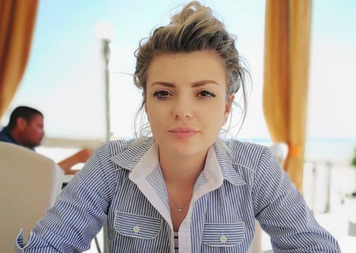 Ella Dvornik je trudna?