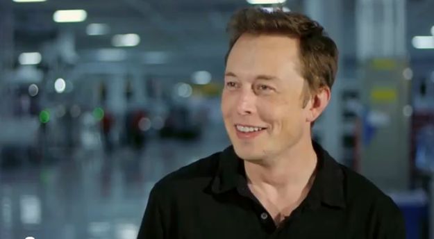 Musk: Tesla vozila samostalno se parkiraju i prestrojavaju, uskoro ćete moći odspavati za volanom
