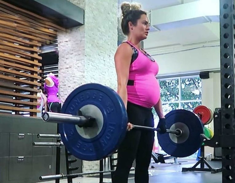 Zašto trudnice moraju trostruko više paziti kad dižu teške predmete?