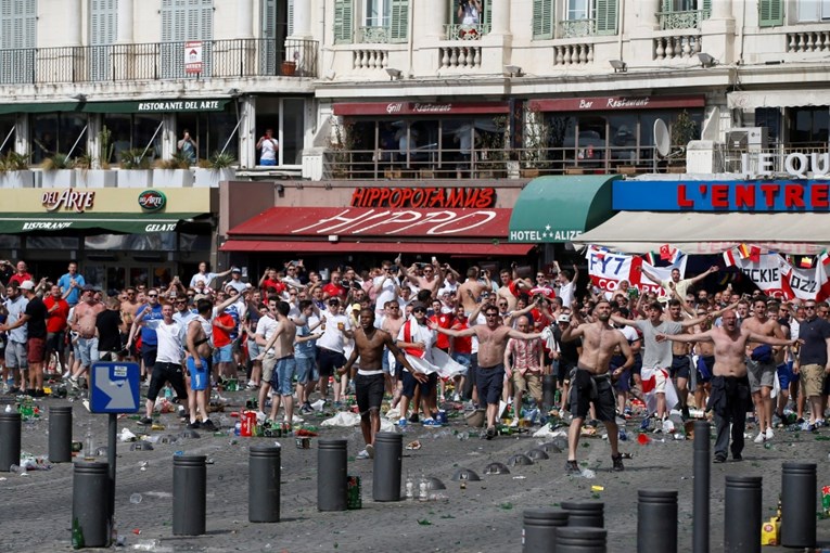 Francuzi strahuju od totalnog kaosa: Na derbi stiže 50 tisuća Engleza i Velšana