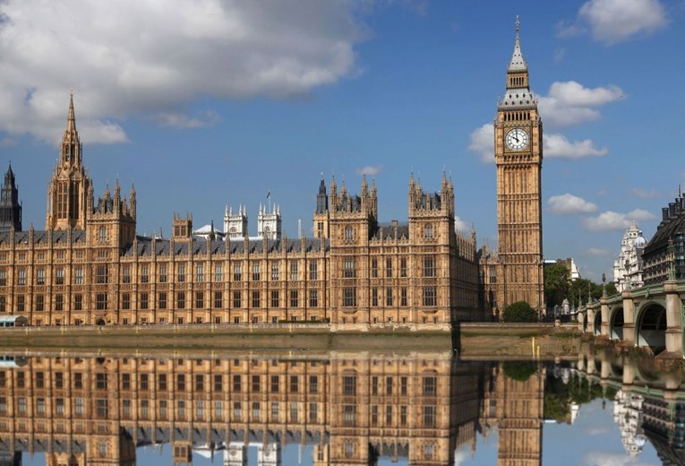 Zastupnici u britanskom parlamentu žele potpuno dekriminalizirati pobačaj
