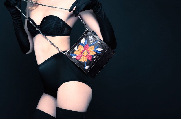 Nove ljepotice iz kreativne tvornice eNVy Rooma - torbice koje se mogu nositi na 3 načina