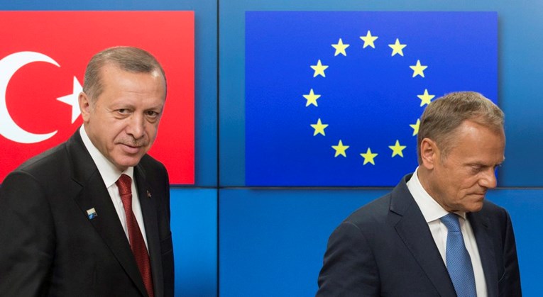 Tusk o sastanku s Erdoganom: "Nije došlo do konkretnog dogovora"