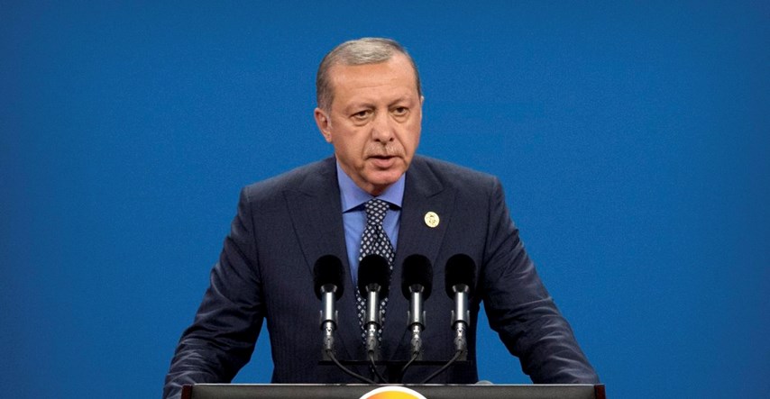 Erdogan najavio produženje stanja nužde u zemlji, nastavlja vladati dekretima