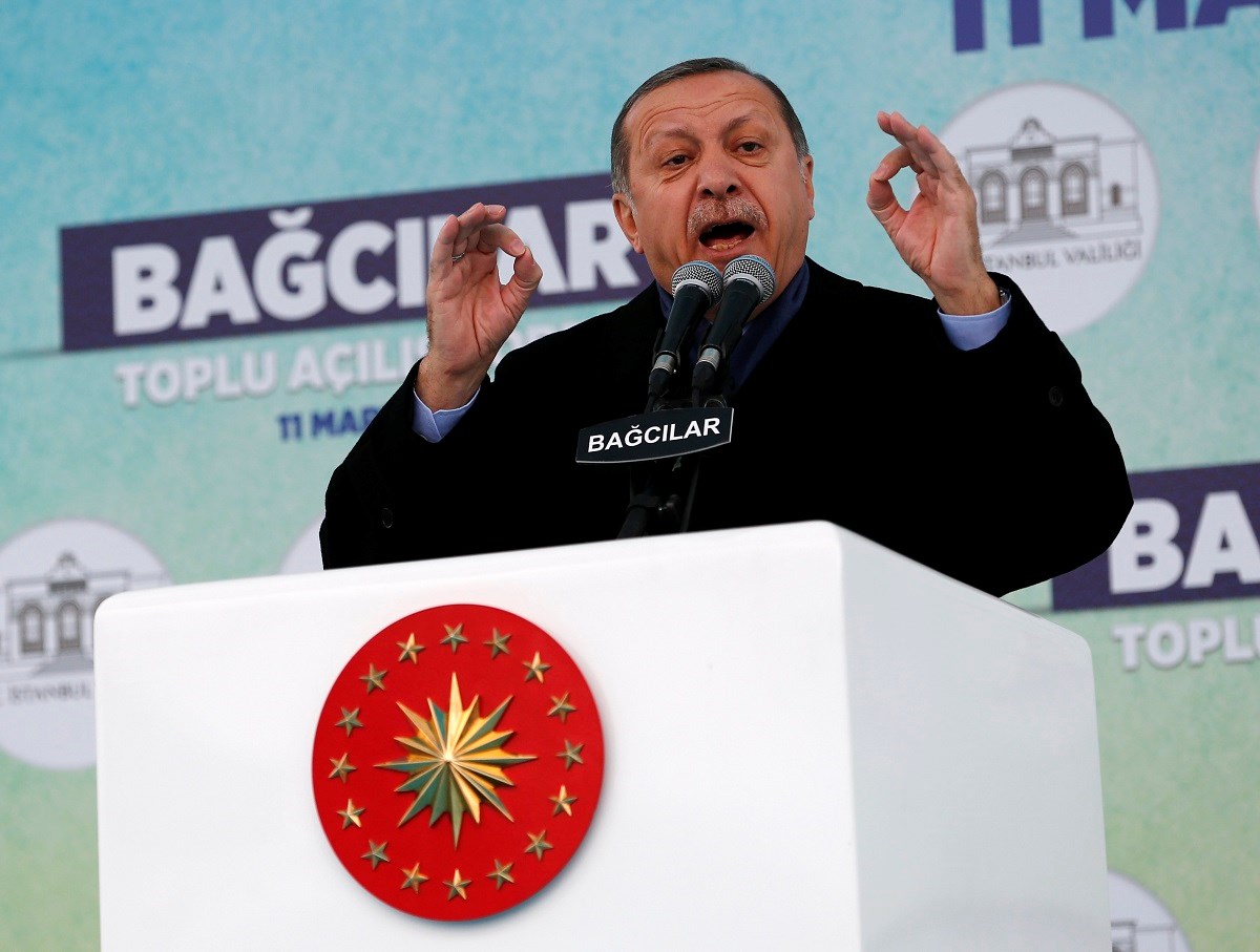 MEĐUNARODNI SUKOB Nizozemska zabranila slijetanje ministru, Erdogan poludio: To su ostaci nacista!