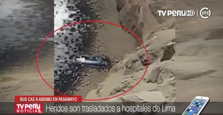 U Peruu najmanje 36 mrtvih nakon slijetanja autobusa s litice
