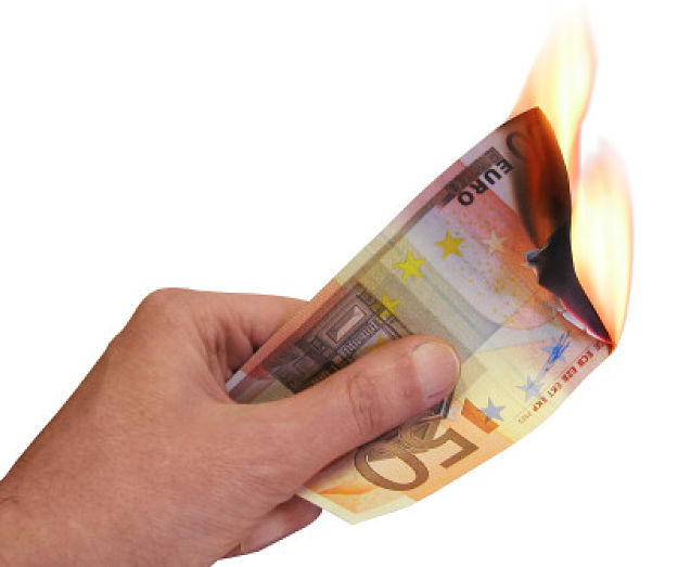 Iz grčkih banaka povučeno preko 20 milijardi eura: Hoće li Cipras ograničiti isplate?