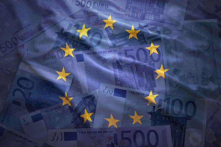 Crna Gora želi zadržati euro kao službenu valutu, počinju pregovori s EU