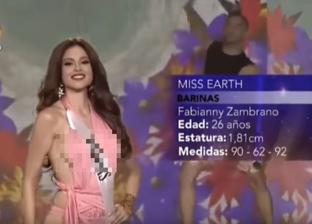 VIDEO Missici tijekom prijenosa uživo grudi izletjele iz badića