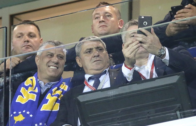 Dvije slavne devetke opalile selfie u loži stadiona u Skadru
