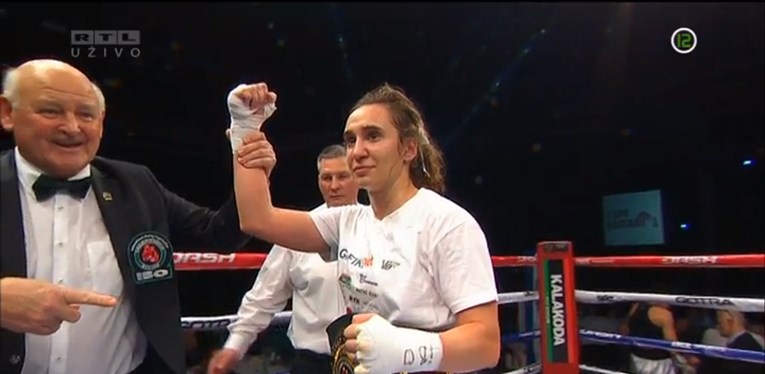 Ivana Habazin nova je svjetska boksačka prvakinja!