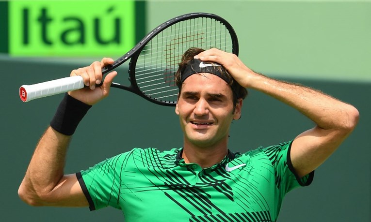Federer otkazao nastup na Roland Garrosu