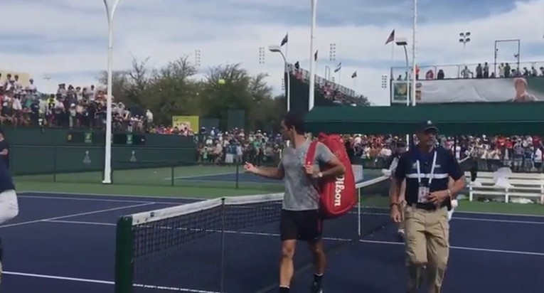 Federer utrčao na Đokovićev trening i dobio ovacije