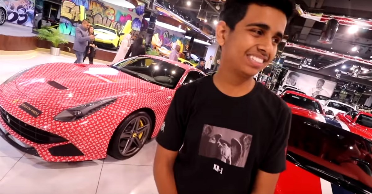 Klinac koji nije smio voziti Ferrari koji je dobio za rođendan kupio novi bolid