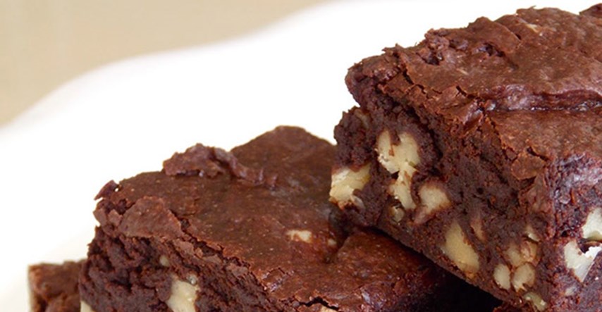 Brownies s orasima: Bezglutenski desert za Atkinsovu dijetu