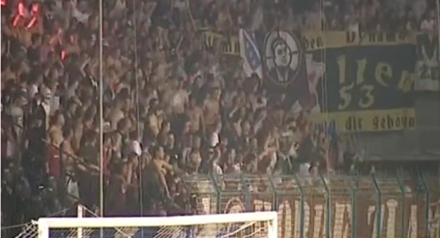 Kaos u Sarajevu: Neredi prekinuli prvi sarajevski derbi u novoj sezoni