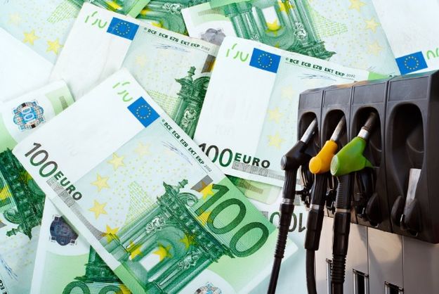 Zaradite trgujući crnim zlatom s besplatnih 50€