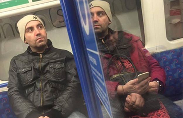 Fotografija koja je potpuno zbunila Internet: Što je to odjenuo ovaj muškarac?