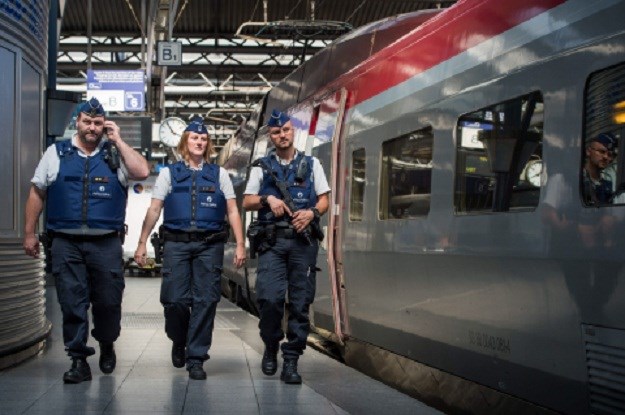 Napadač s kalašnjikovim u francuskom vlaku evidentiran je kao islamistički militant