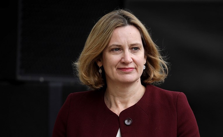 Britanska ministrica podnijela ostavku zbog skandala oko useljenika