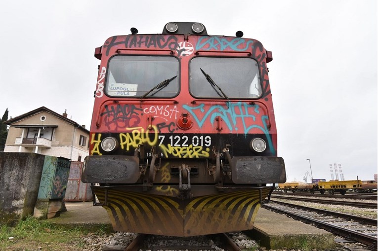 Hrvatske željeznice poslale ozbiljno priopćenje: Putnici moraju imati kartu za vlak