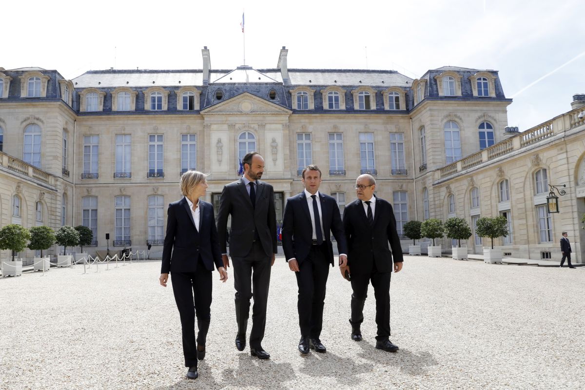 Macron obećao May učiniti sve što je moguće protiv terorizma