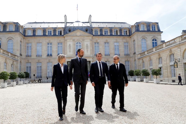 Macron obećao May učiniti sve što je moguće protiv terorizma