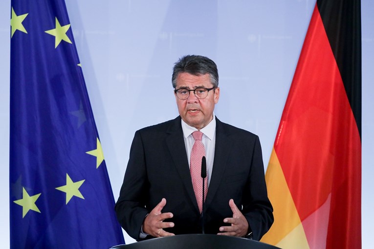 Njemački ministar Gabriel uputio otvoreno pismo Turcima u Njemačkoj