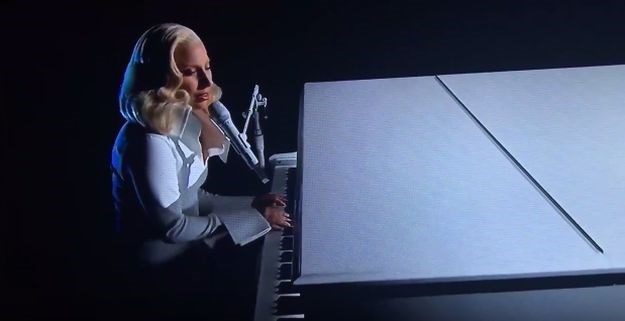 Lady Gaga emotivnim nastupom na Oscarima rasplakala sve u dvorani