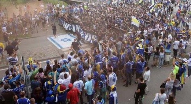 UEFA zbog rasizma kažnjava i BiH: "Ubij Židova" i gaženje izraelske zastave u Zenici