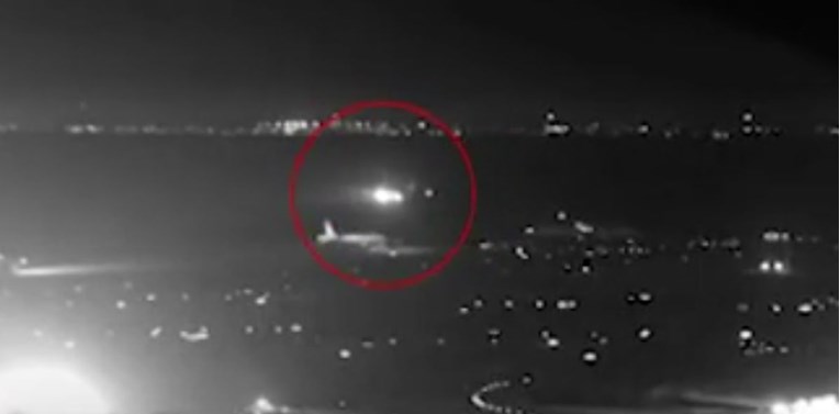Jedan metar dijelio je dva aviona od katastrofe u San Franciscu, pogledajte snimku