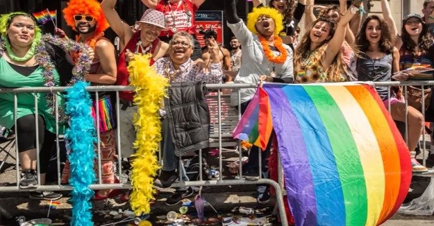VIDEO Priznala roditeljima da je gay, a njihovu reakciju nitko nije mogao očekivati