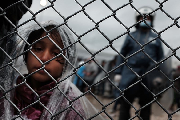 Slovenija će sutra u Hrvatsku deportirati sirijski par kojemu se u izbjeglištvu rodilo dijete