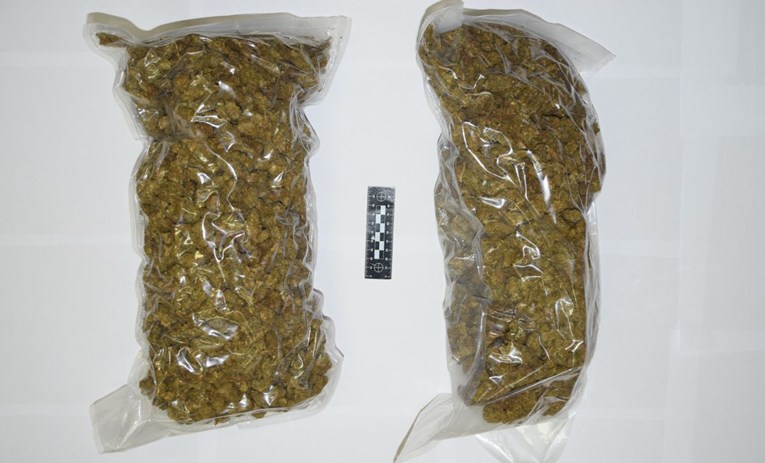 U Zadru uhvaćen diler s više od dva kilograma marihuane