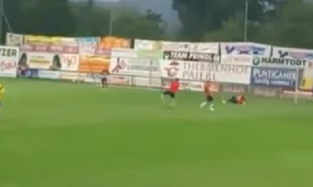 Mislite da je Giroudov "škorpion" bio slučajan? Pogledajte kakav je gol zabio prije tri godine
