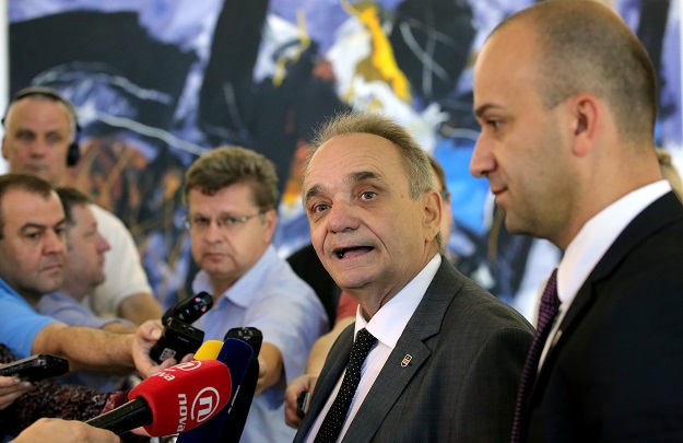 Glavaš otkrio očajnički plan HDZ-a: Žele se spasiti prijelaznom Vladom do svibnja 2017.?